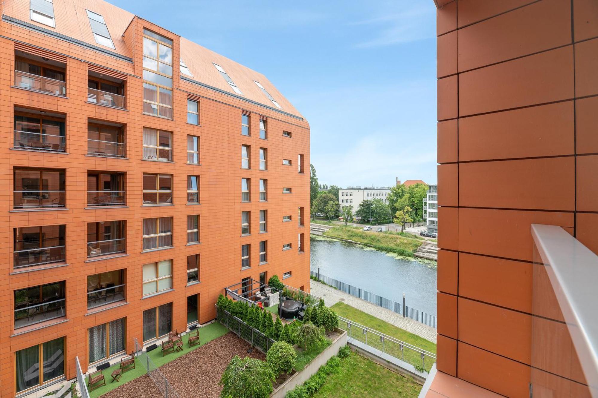 Aura Island Riverside By Downtown Apartments Gdansk Bagian luar foto