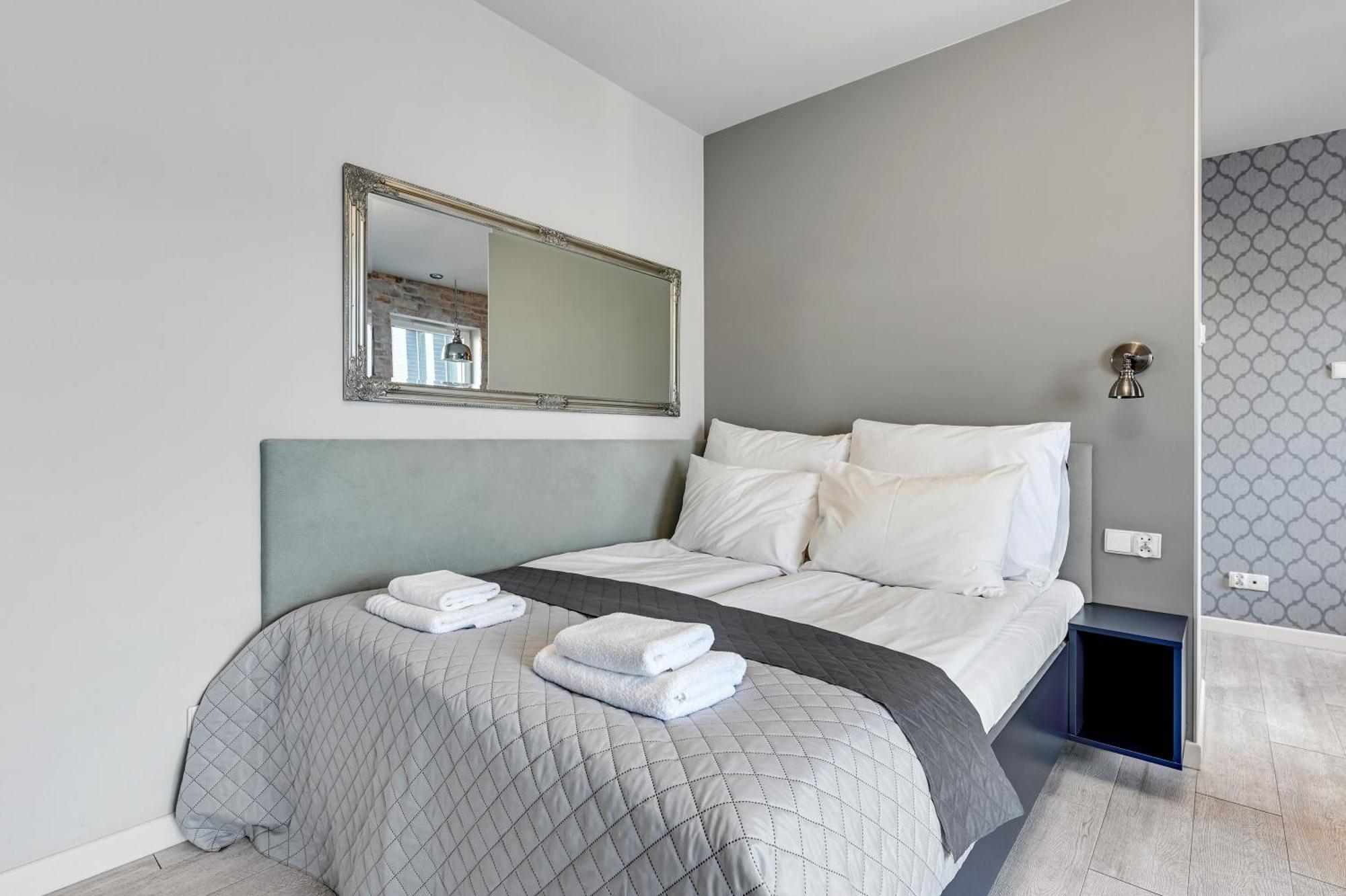 Aura Island Riverside By Downtown Apartments Gdansk Bagian luar foto